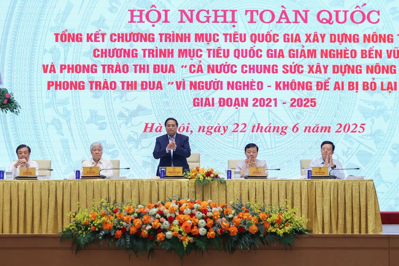 TỔNG THUẬT: Hội nghị toàn quốc tổng kết 02 chương trình mục tiêu quốc gia và 02 phong trào thi đua về xây dựng nông thôn mới và giảm nghèo bền vững- Ảnh 1.