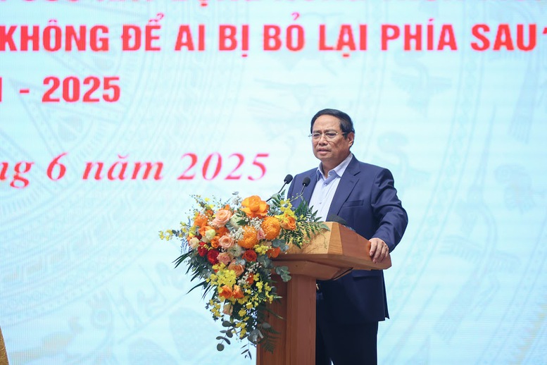 TỔNG THUẬT: Hội nghị toàn quốc tổng kết 02 chương trình mục tiêu quốc gia và 02 phong trào thi đua về xây dựng nông thôn mới và giảm nghèo bền vững- Ảnh 16.