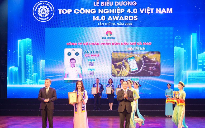PVCFC đạt 2 giải thưởng tại Industrie 4.0 Awards 2025
