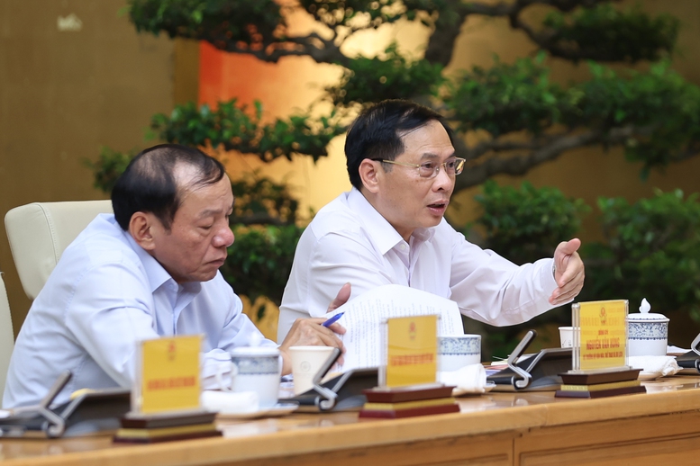 Thủ tướng: Kiên định mục tiêu, giữ vững bản lĩnh, ứng phó linh hoạt, kịp thời, hiệu quả với tình hình- Ảnh 4.
