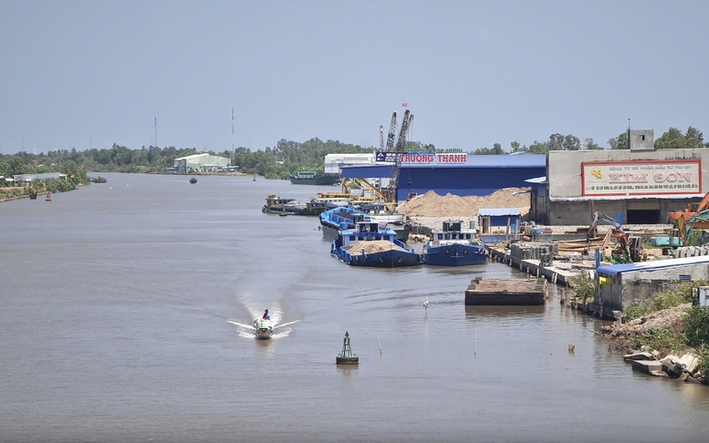 Quy định mới về phân cấp thẩm quyền với cảng, bến thủy nội địa