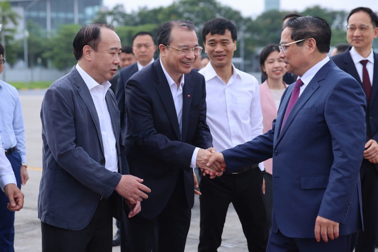 Thủ tướng Phạm Minh Chính lên đường dự Hội nghị WEF 16 Thiên Tân và làm việc tại Trung Quốc- Ảnh 2.
