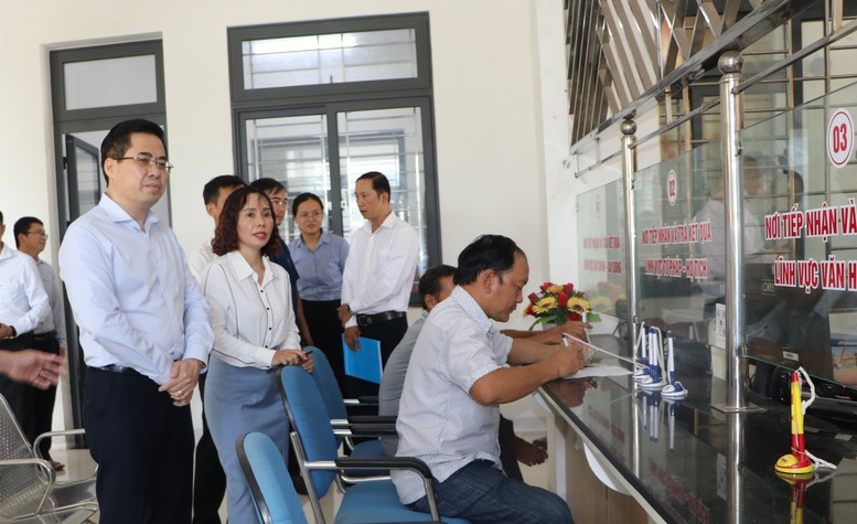 Quảng Ngãi: Kiểm tra, chuẩn bị vận hành chính quyền địa phương hai cấp- Ảnh 2.