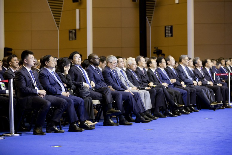 Thủ tướng Phạm Minh Chính dự Phiên khai mạc toàn thể WEF Thiên Tân 2025- Ảnh 4.