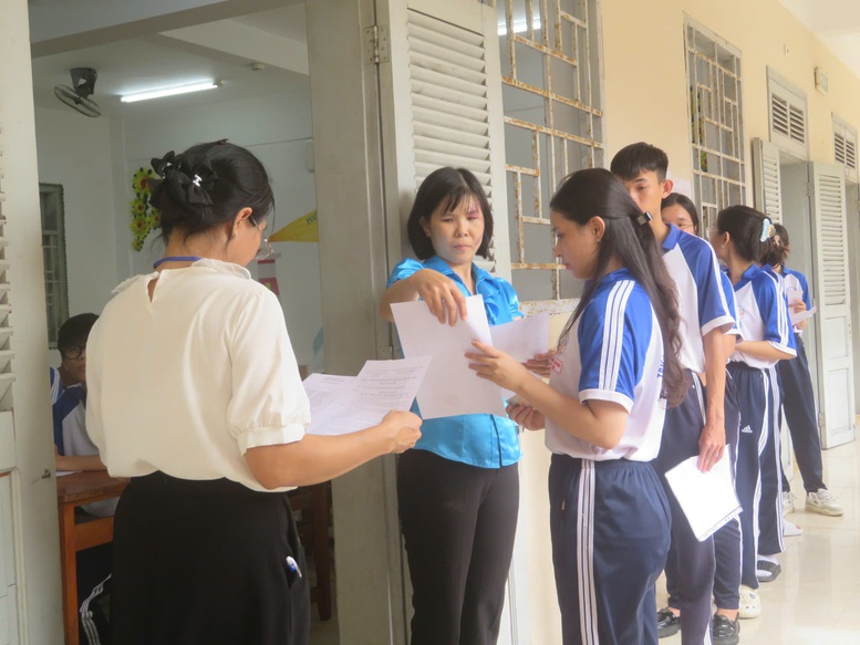 Thí sinh ĐBSCL sẵn sàng cho kỳ thi tốt nghiệp THPT 2025- Ảnh 1.