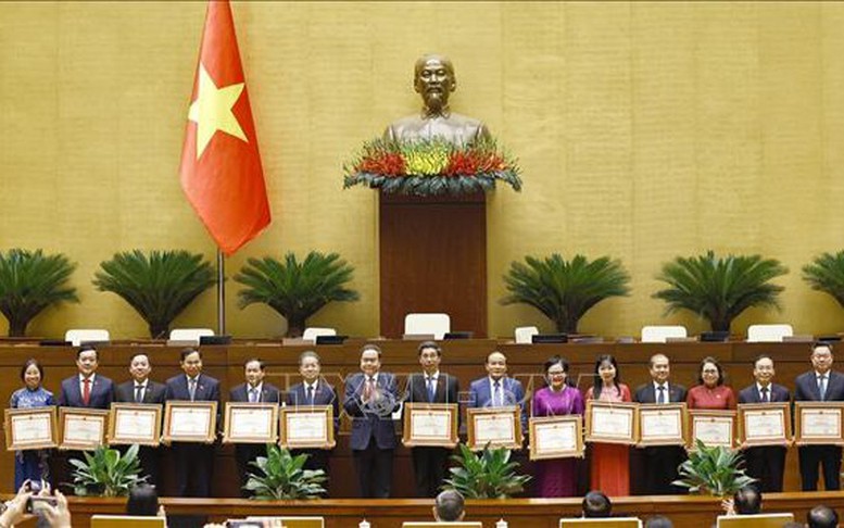 Tổng Bí thư Tô Lâm dự lễ trao Bằng khen của Ủy ban Thường vụ Quốc hội