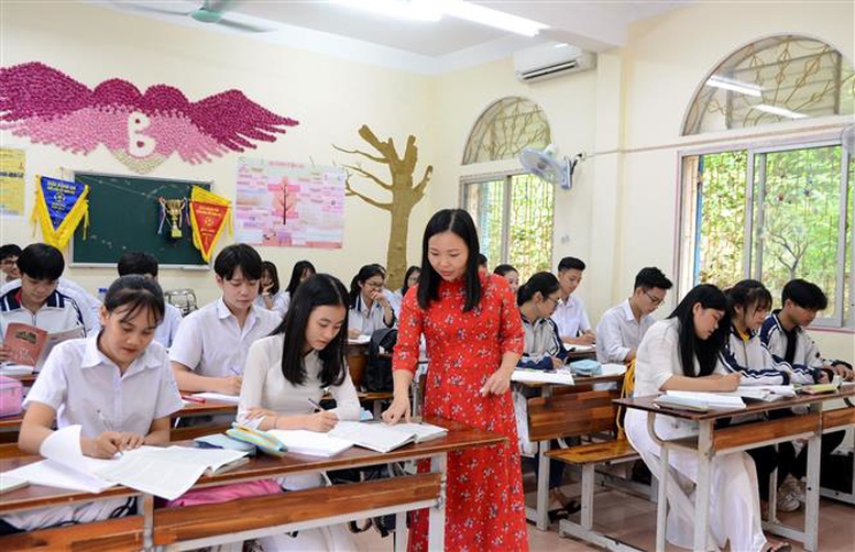 Phân quyền quản lý nhà nước của chính quyền địa phương 2 cấp đối với lĩnh vực nhà giáo- Ảnh 1.
