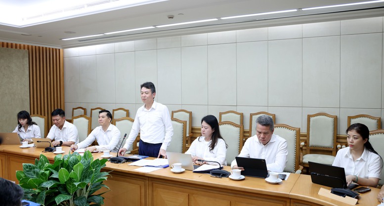 Phó Thủ tướng Lê Thành Long làm việc với Tổng công ty Hàng hải Việt Nam về công tác chuẩn bị Đại hội Đảng- Ảnh 3.