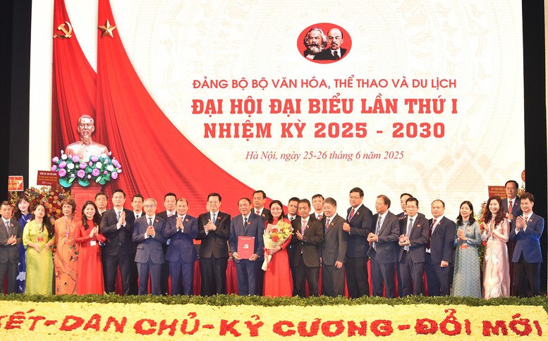 Tăng cường sức mạnh nội sinh, kiến tạo bứt phá phát triển văn hóa, thể thao và du lịch- Ảnh 5.
