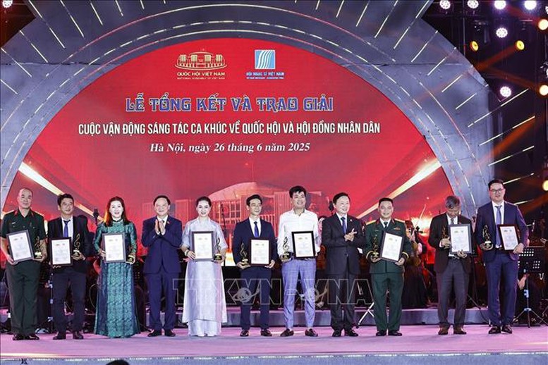 Chủ tịch Quốc hội dự Lễ tổng kết cuộc vận động sáng tác ca khúc về cơ quan dân cử- Ảnh 3.