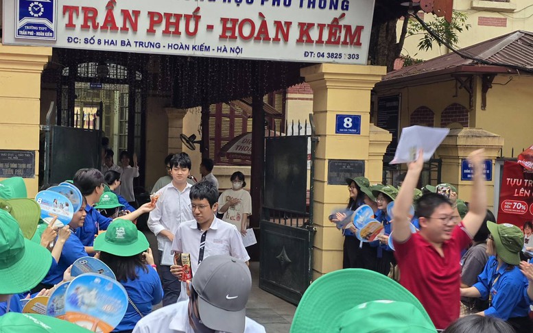 Ngày thi cuối tốt nghiệp THPT: Các môn dễ thở, tiếng Anh gây khó