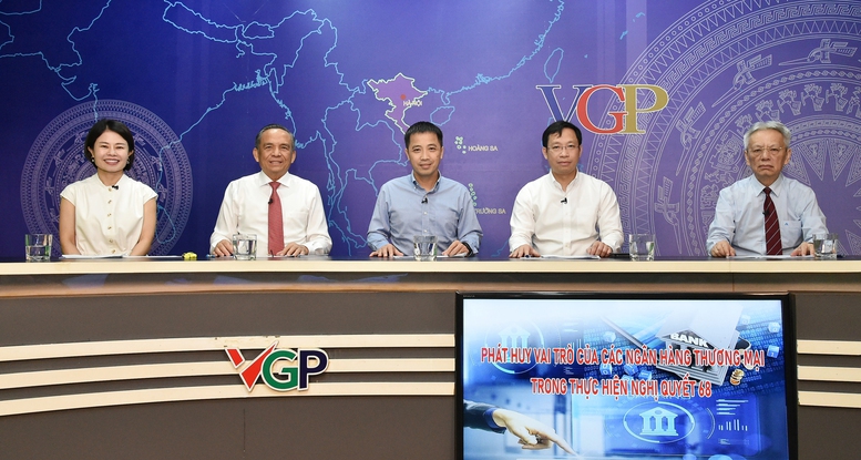 TỔNG THUẬT Tọa đàm: Phát huy vai trò của các ngân hàng thương mại trong thực hiện Nghị quyết 68- Ảnh 1.
