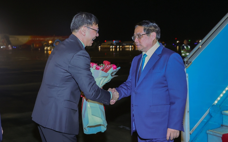 Thủ tướng Phạm Minh Chính về tới Hà Nội, kết thúc tốt đẹp chuyến công tác tại Trung Quốc