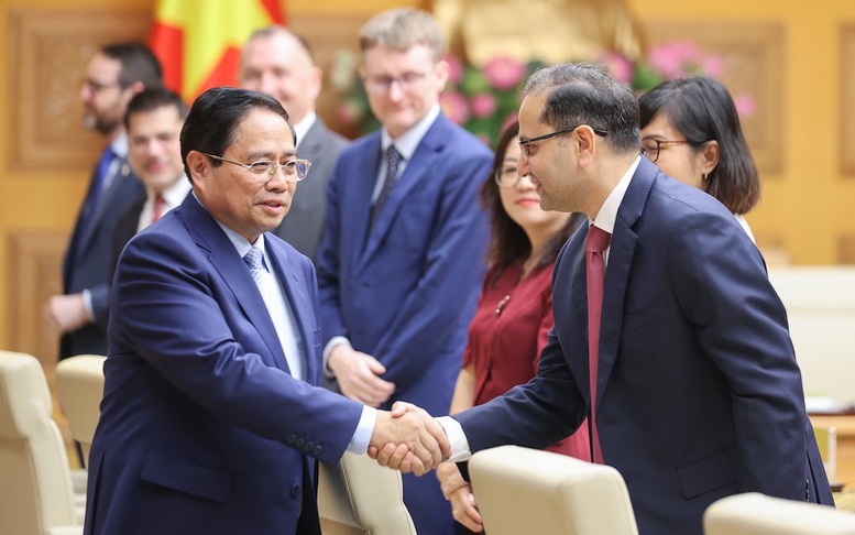 TỔNG THUẬT: Thủ tướng Chính phủ chủ trì tọa đàm với doanh nghiệp Anh quốc
