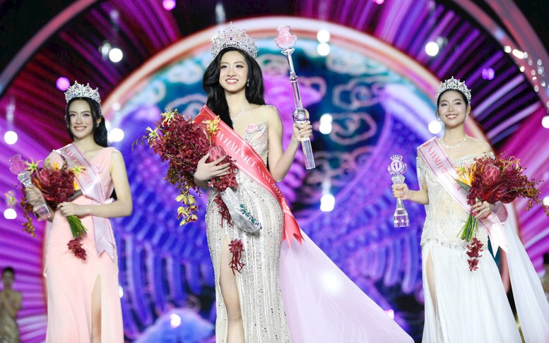 Hà Trúc Linh đến từ Phú Yên đăng quang Hoa hậu Việt Nam 2024