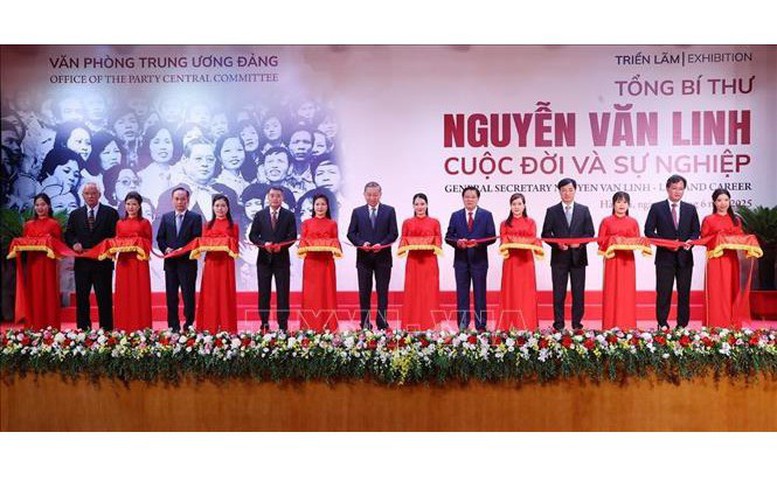 Tổng Bí thư Tô Lâm dự khai mạc Triển lãm 'Tổng Bí thư Nguyễn Văn Linh - Cuộc đời và sự nghiệp'