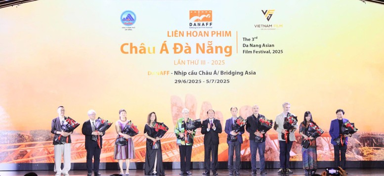 Khai mạc Liên hoan phim châu Á Đà Nẵng lần thứ ba- Ảnh 4.