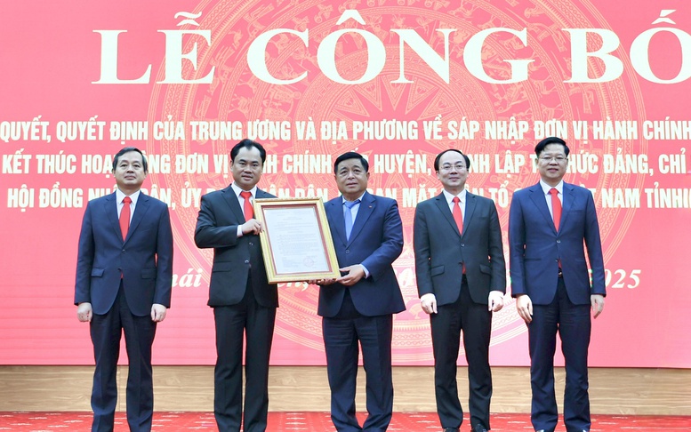 Phó Thủ tướng Nguyễn Chí Dũng: Ngay từ 1/7, Thái Nguyên thực hiện thông suốt tất cả công việc theo thẩm quyền 2 cấp