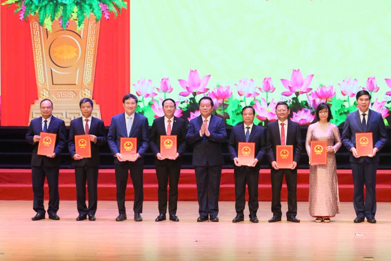 TỔNG THUẬT: Công bố nghị quyết, quyết định sáp nhập đơn vị hành chính, chỉ định nhân sự trên cả nước- Ảnh 30.
