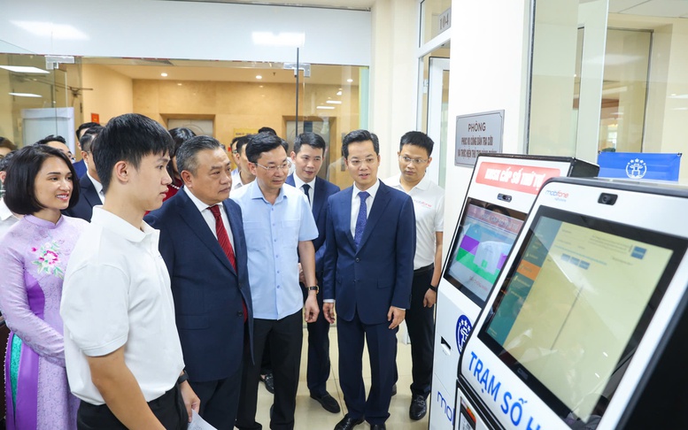 MobiFone cùng đoàn công tác UBND TP. Hà Nội kiểm tra công tác vận hành Hệ thống thông tin giải quyết TTHC theo mô hình mới