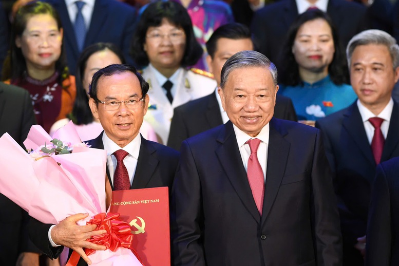 Toàn văn phát biểu của Tổng Bí thư Tô Lâm với nhân dân TPHCM và thông điệp gửi nhân dân cả nước- Ảnh 4. Toàn văn phát biểu của Tổng Bí thư Tô Lâm với nhân dân TPHCM và thông điệp gửi nhân dân cả nước- Ảnh 4.