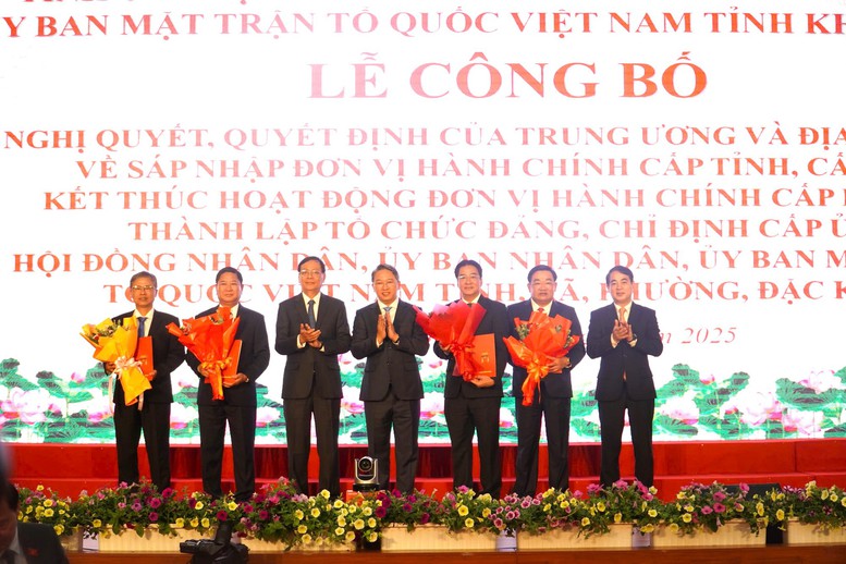 Công bố các nghị quyết, quyết định sáp nhập, thành lập tỉnh Khánh Hòa mới- Ảnh 2.
