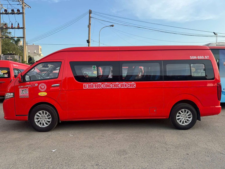 Công ty Phương Trang đưa đón miễn phí công chức từ Bình Dương, Vũng Tàu lên TPHCM- Ảnh 2.