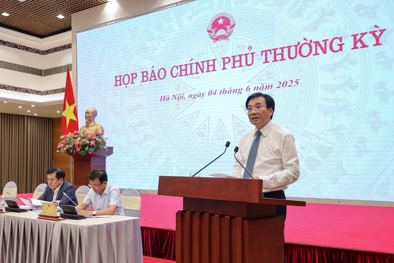 Văn phòng Chính phủ gặp mặt, chúc mừng báo chí nhân kỷ niệm 100 năm Báo chí Cách mạng Việt Nam- Ảnh 1.