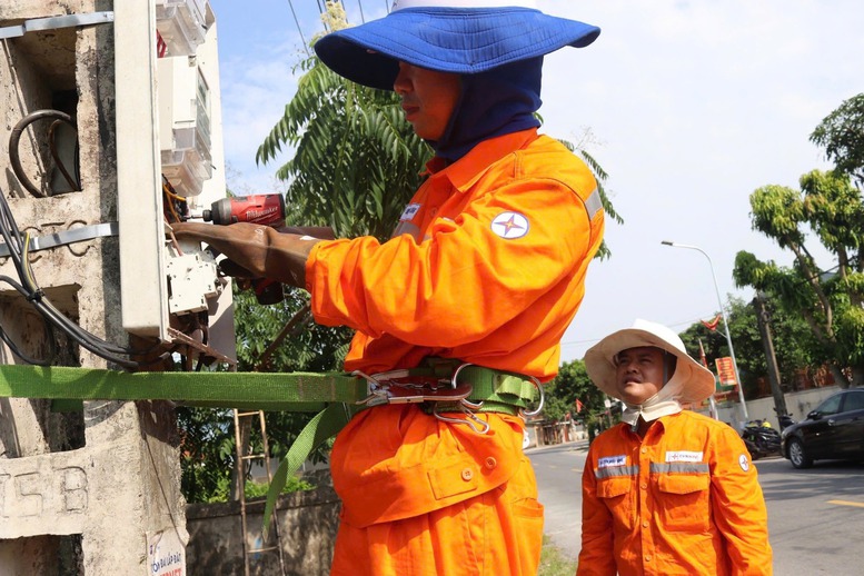 Cung cấp điện an toàn, chủ động phương án điện mùa khô- Ảnh 1.