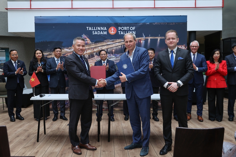 Thủ tướng thăm cảng biển hàng đầu vùng Baltic và tìm hiểu kinh nghiệm phát huy giá trị di sản ở Estonia- Ảnh 7. Ảnh: VGP/Nhật Bắc