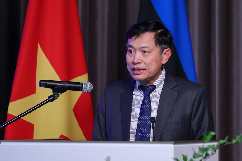 Thủ tướng: Hợp tác giữa các doanh nghiệp Việt Nam - Estonia có sự bảo đảm của hai Chính phủ- Ảnh 7.