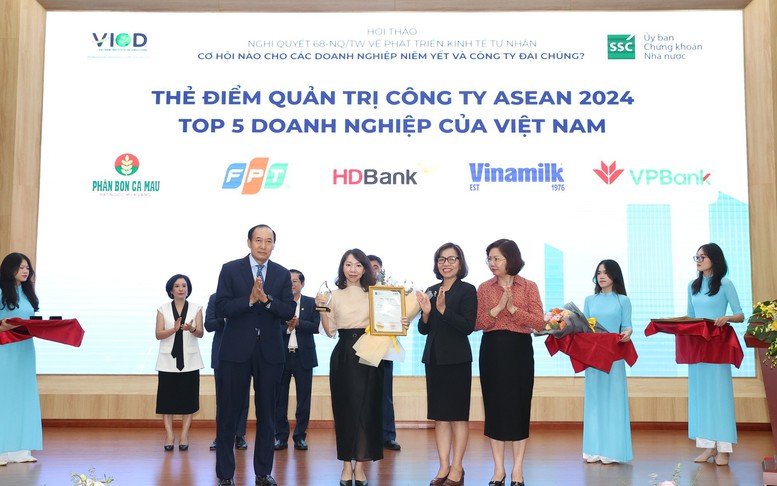 FPT lọt Top 5 doanh nghiệp Việt có chất lượng quản trị tốt nhất ASEAN