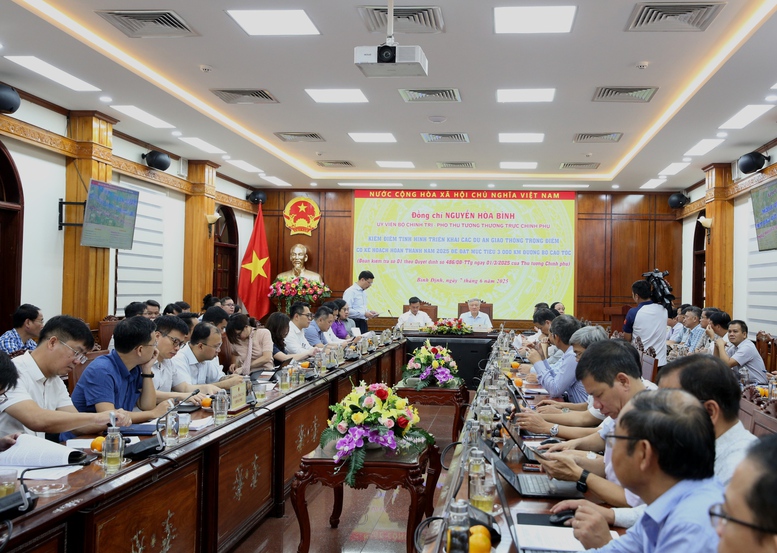 Dồn lực thi công, hoàn thành 4 dự án quan trọng thuộc tuyến cao tốc Bắc-Nam phía đông- Ảnh 3.