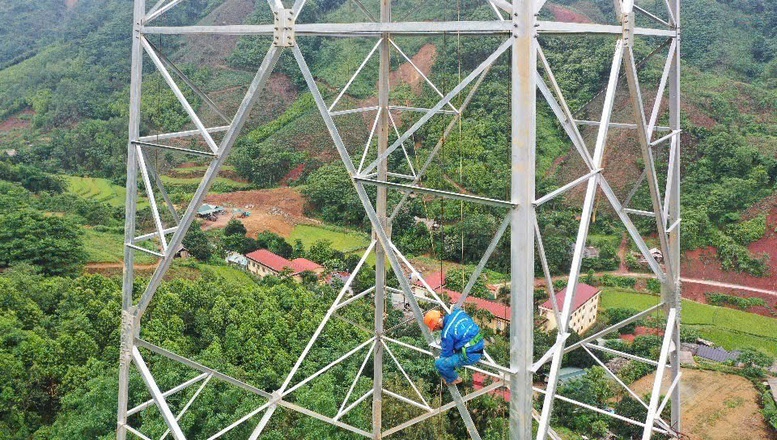 Tăng tốc đưa dự án đường dây 500kV Lào Cai-Vĩnh Yên về đích đúng hẹn- Ảnh 2.