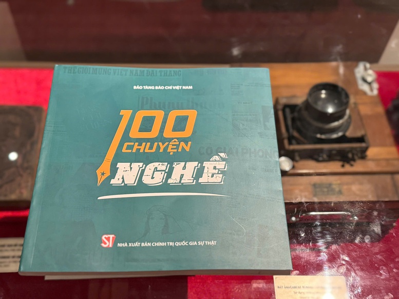 '100 Chuyện nghề' - Tiếp lửa cho những cây bút hôm nay - Ảnh 3.