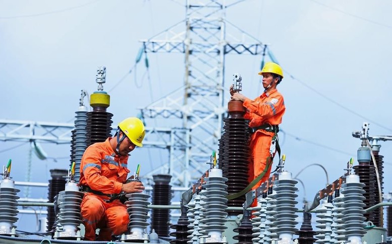 EVNNPC tinh gọn đến cấp cơ sở, tiếp tục nâng cao hiệu quả vận hành, dịch vụ khách hàng