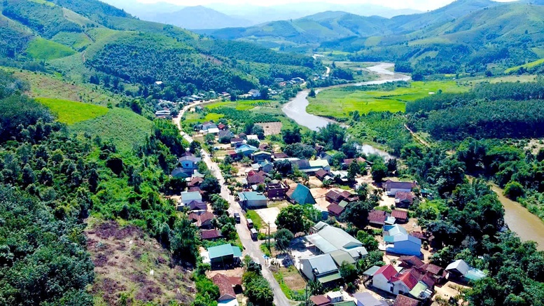 Xóa ‘lõi nghèo’ vùng đồng bào DTTS và miền núi - Bài 2: Nỗ lực lớn, quyết tâm cao- Ảnh 4.