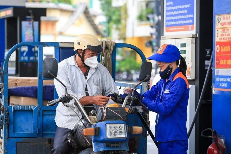 Giá xăng, dầu đồng loạt tăng- Ảnh 1.