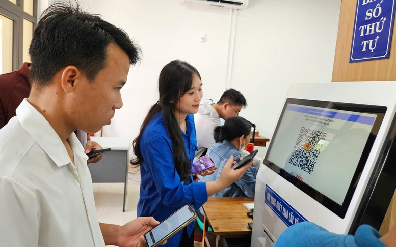 Phát huy hiệu quả chính quyền cấp xã mới, lấy nhân dân làm trung tâm phục vụ