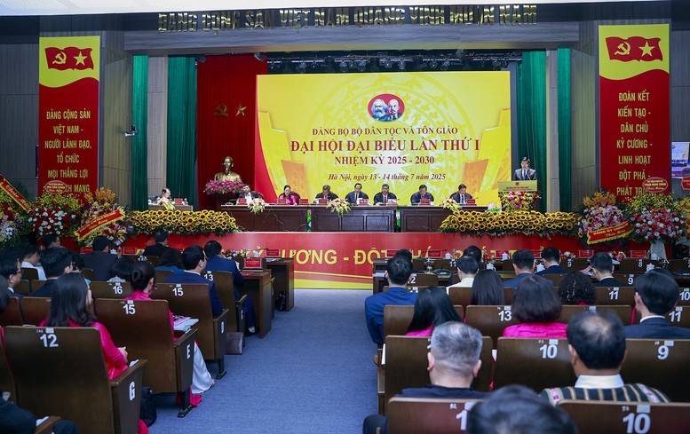 Nâng cao hiệu quả công tác dân tộc, tôn giáo trong giai đoạn mới- Ảnh 2.