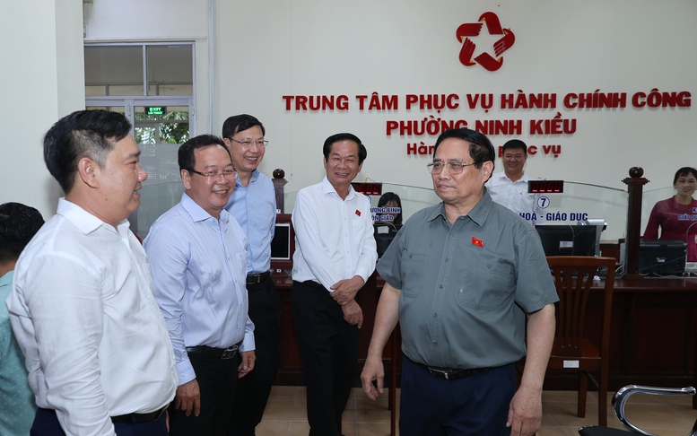 Thủ tướng kiểm tra việc vận hành chính quyền địa phương 2 cấp tại phường Ninh Kiều, Cần Thơ