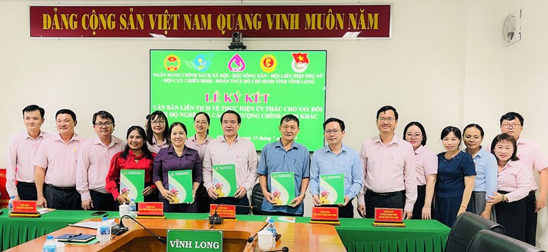 Dư nợ NHCSXH Vĩnh Long qua các tổ chức chính trị đạt gần 14.000 tỷ đồng- Ảnh 1.
