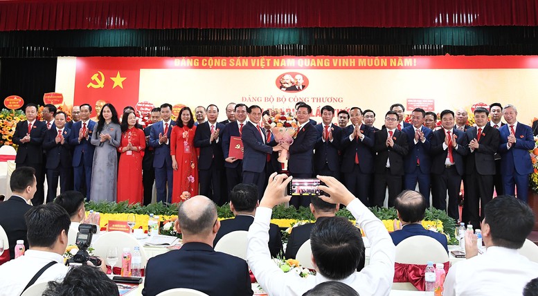 Bộ Công Thương phải luôn là lá cờ đầu trên mặt trận kinh tế, điểm tựa cho doanh nghiệp- Ảnh 4.