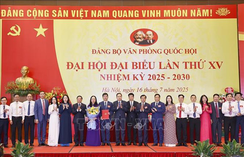 Chủ tịch Quốc hội Trần Thanh Mẫn dự Đại hội Đảng bộ Văn phòng Quốc hội- Ảnh 4.