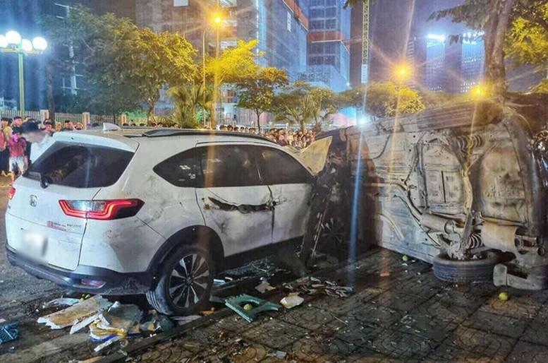 Tạm giữ hình sự tài xế ô tô có nồng độ cồn rất cao gây tai nạn liên hoàn - Ảnh 1.