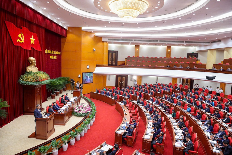 Tổng Bí thư Tô Lâm: Không để bất kỳ lợi ích cục bộ, cảm tính cá nhân làm ảnh hưởng tới chất lượng quyết sách- Ảnh 3.