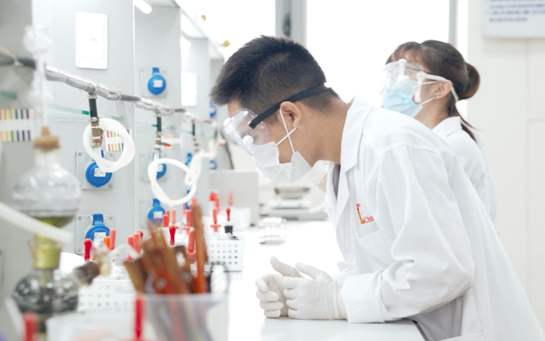 Chính sách học bổng cho người học các ngành khoa học cơ bản, công nghệ chiến lược