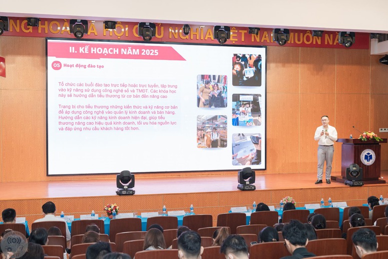 Đào tạo chuyển đổi số cho các tiểu thương, ban quản lý chợ tại TPHCM- Ảnh 1.