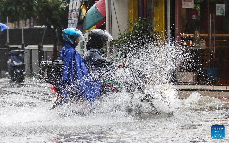 Bão Wipha: Hàng trăm nghìn người ở Philippines bị ảnh hưởng, Trung Quốc sơ tán hơn 440.000 người