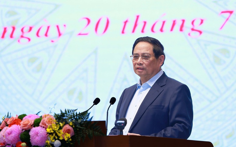 Thủ tướng: Đãi ngộ đặc biệt để thu hút tổng công trình sư, nhân tài khoa học công nghệ